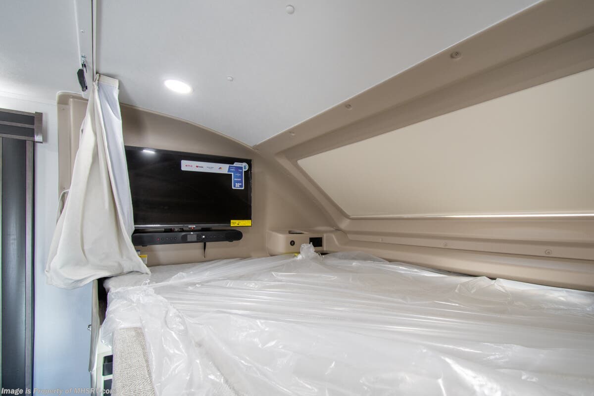 New 2026 Entegra Coach Odyssey 31F available in Alvarado, Texas