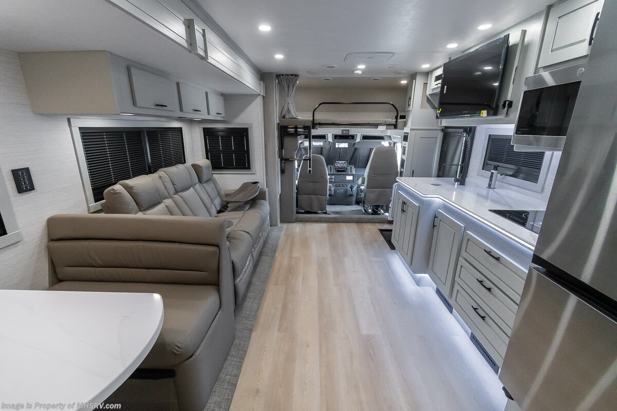 2027 Dynamax Corp Dynaquest XL 3400KD - New Super C For Sale by Motor Home Specialist in Alvarado, Texas features Theater Seating