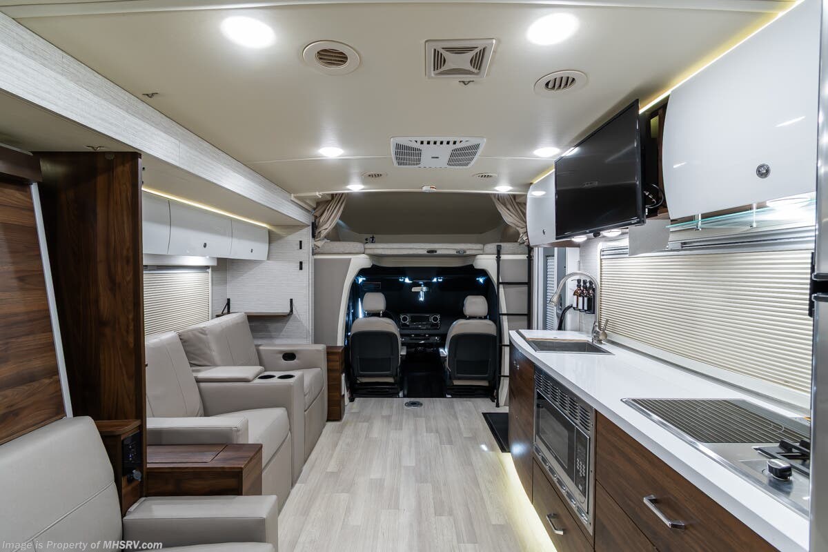 2022 Winnebago Navion 24D - Used Class C For Sale by Motor Home Specialist in Alvarado, Texas features Theater Seating