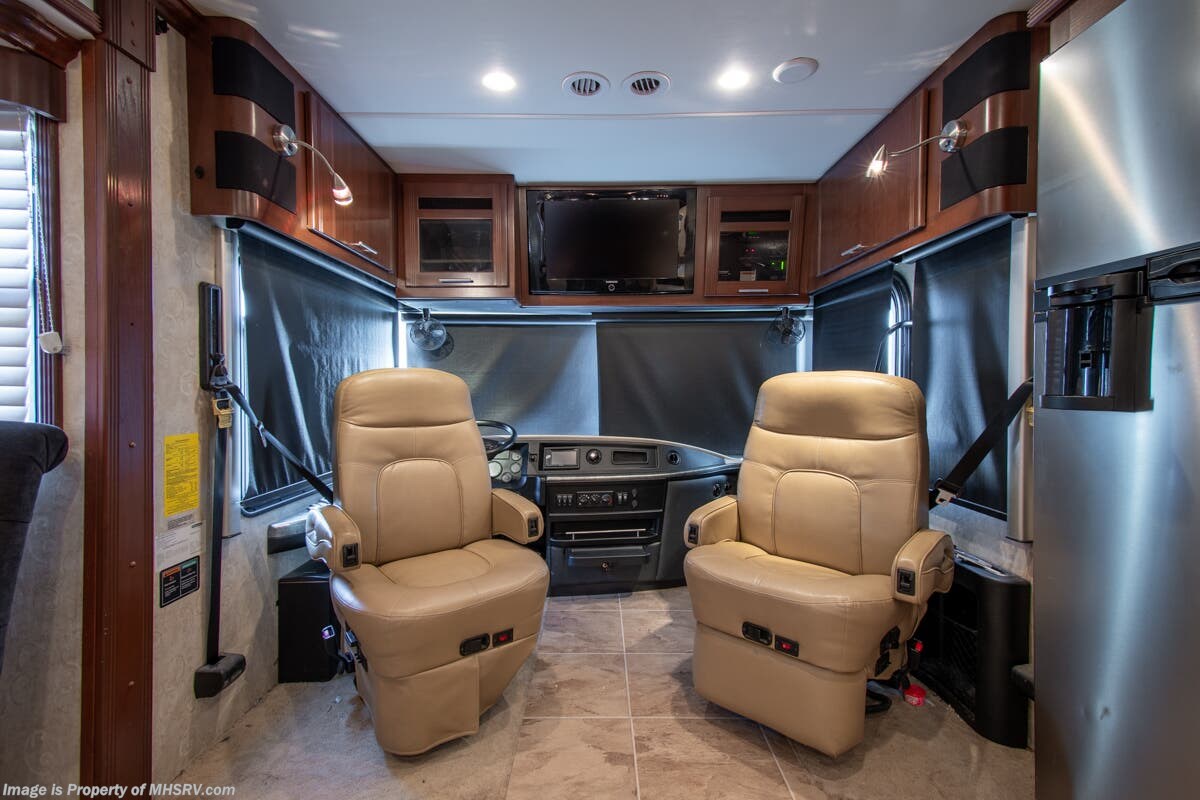 2009 Providence 40X by Fleetwood from Motor Home Specialist in Alvarado, Texas