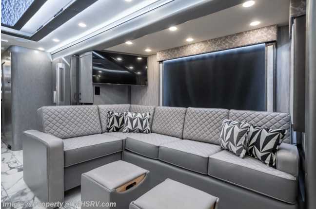 2027 Foretravel Realm Presidential Luxury Villa Bunk (LVB) W/ Spa