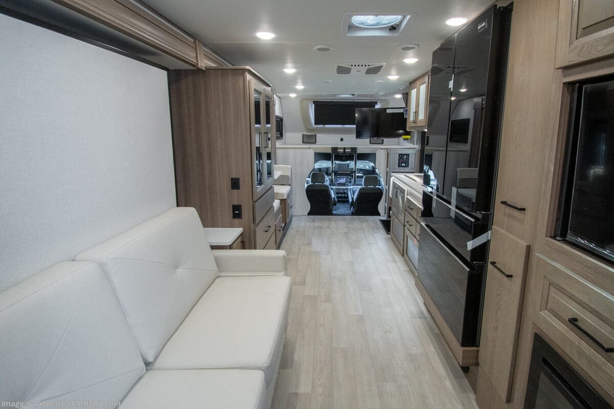 2026 East to West Bravado 29S - New Class C For Sale by Motor Home Specialist in Alvarado, Texas