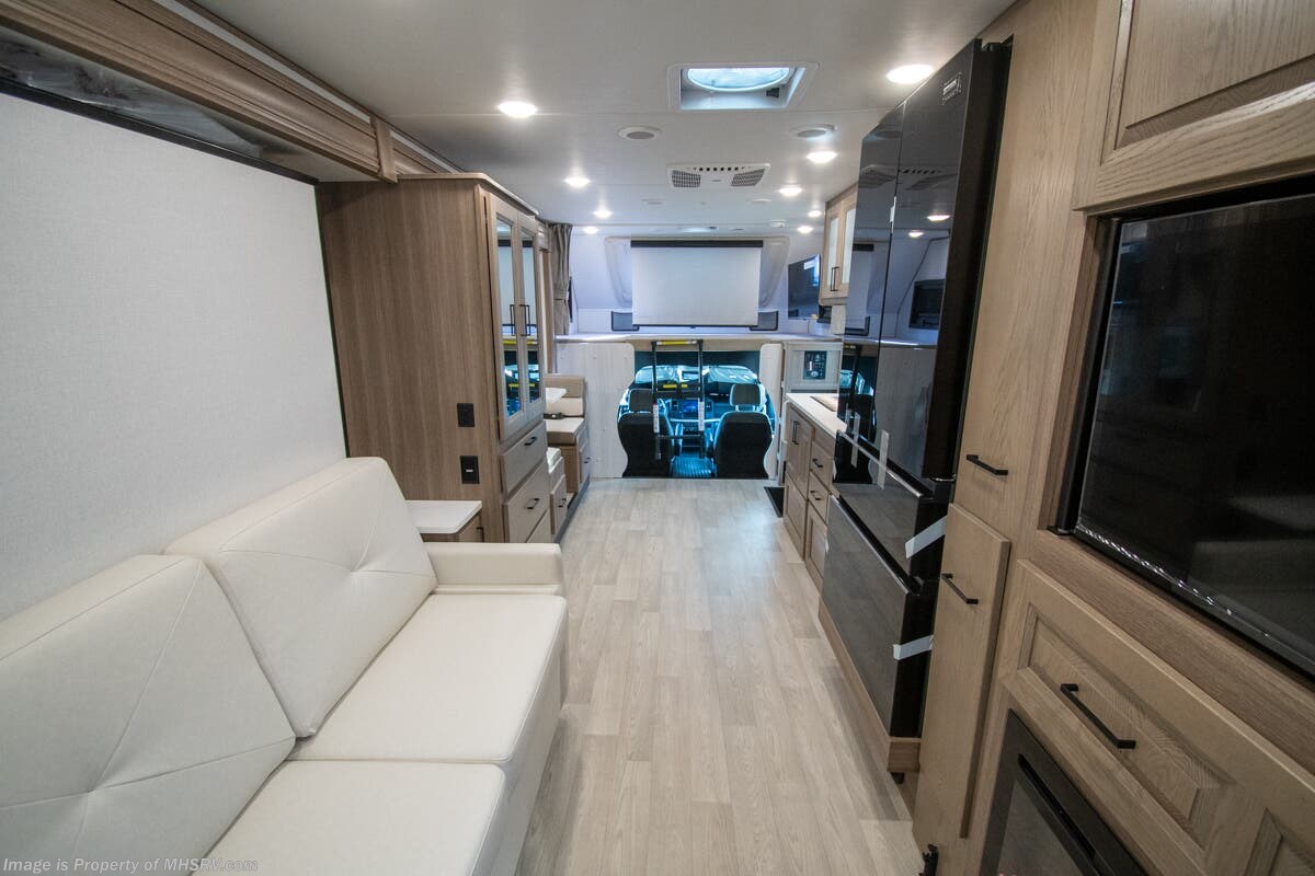 2026 East to West Bravado 29S - New Class C For Sale by Motor Home Specialist in Alvarado, Texas