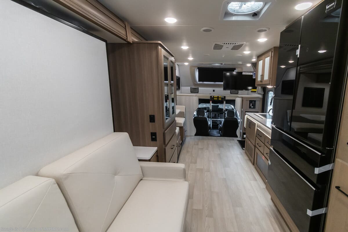 2026 East to West Bravado 29S - New Class C For Sale by Motor Home Specialist in Alvarado, Texas