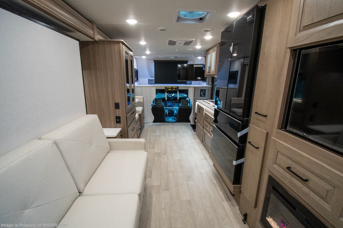 2026 East to West Bravado 29S - New Class C For Sale by Motor Home Specialist in Alvarado, Texas