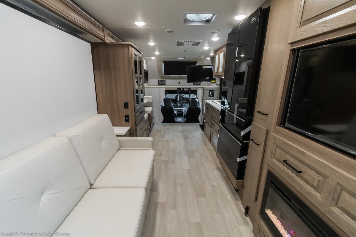 2026 East to West Bravado 29S - New Class C For Sale by Motor Home Specialist in Alvarado, Texas