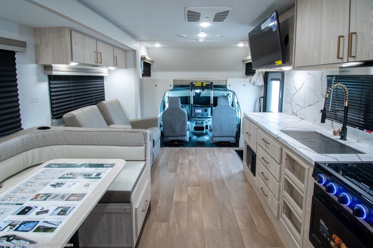 2026 East to West Entrada 2950OK - New Class C For Sale by Motor Home Specialist in Alvarado, Texas features Slideout, Theater Seating