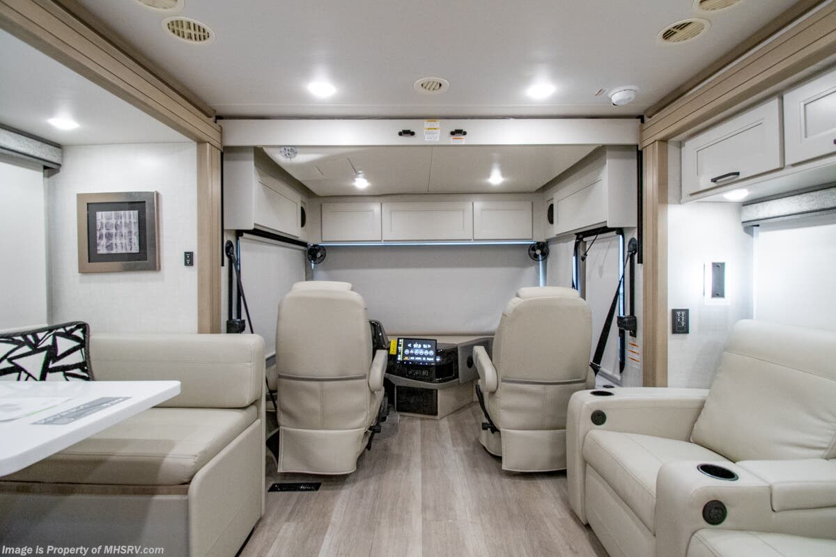 2027 Riviera 39BH by Thor Motor Coach from Motor Home Specialist in Alvarado, Texas