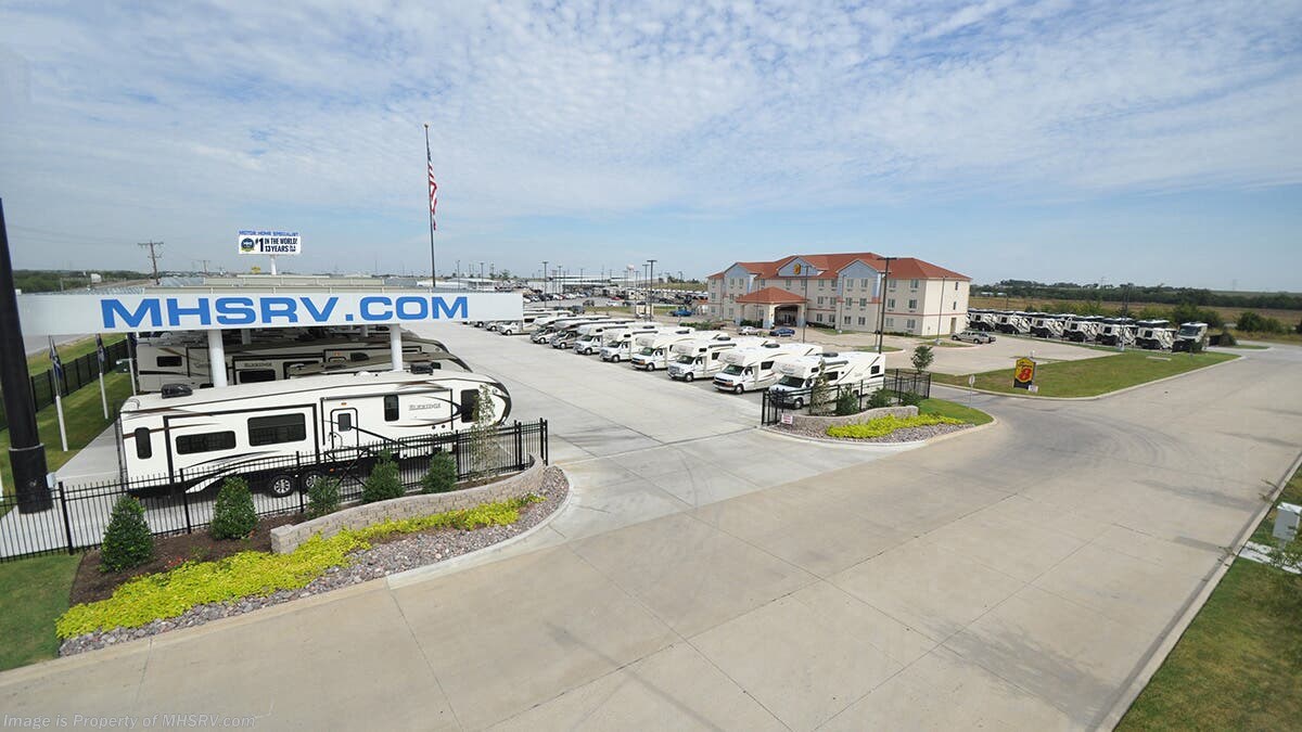 2027 Aria 3702 by Thor Motor Coach from Motor Home Specialist in Alvarado, Texas