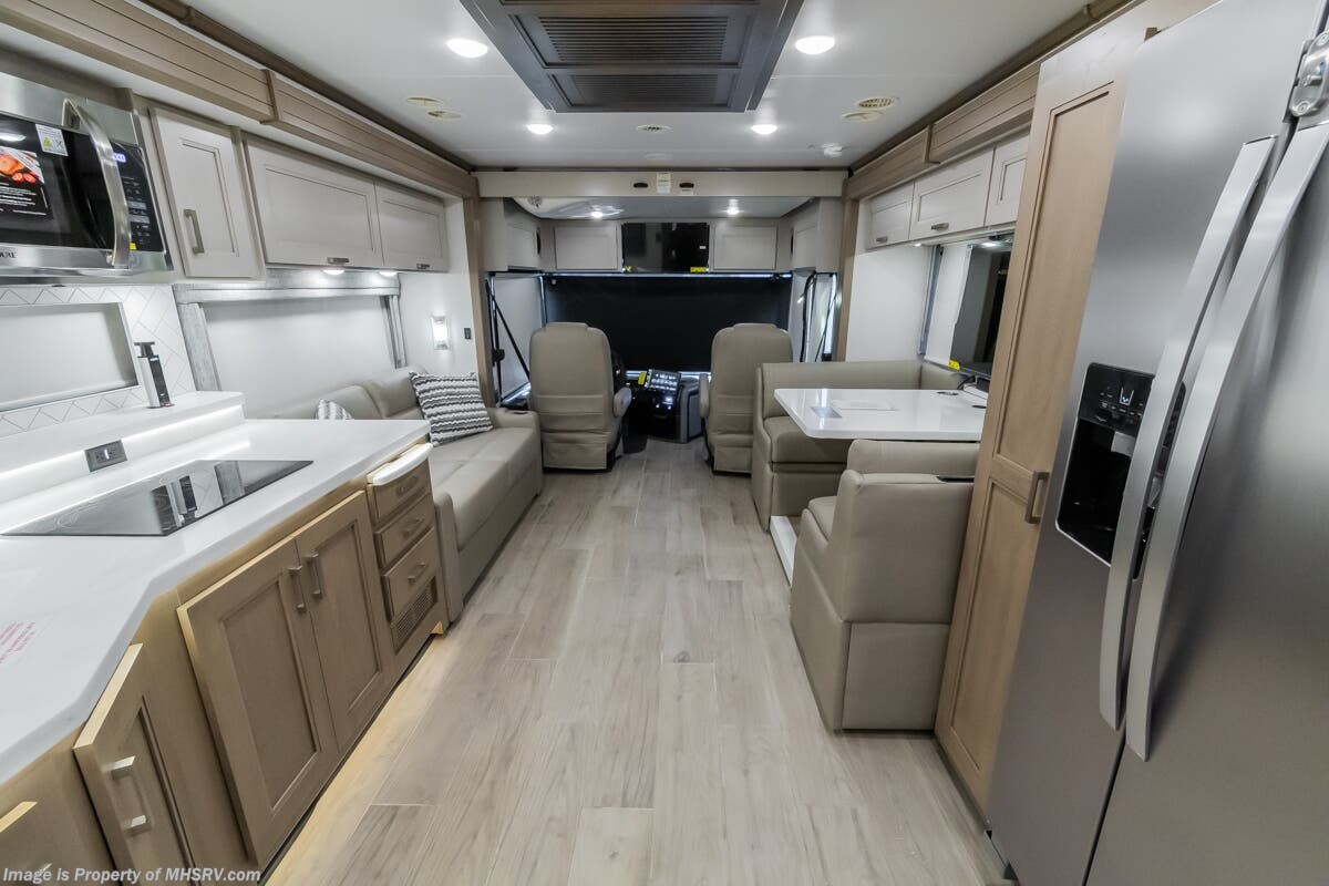 2027 Thor Motor Coach Aria 4000 - New Diesel Pusher For Sale by Motor Home Specialist in Alvarado, Texas features Bunk Beds, Two Full Baths