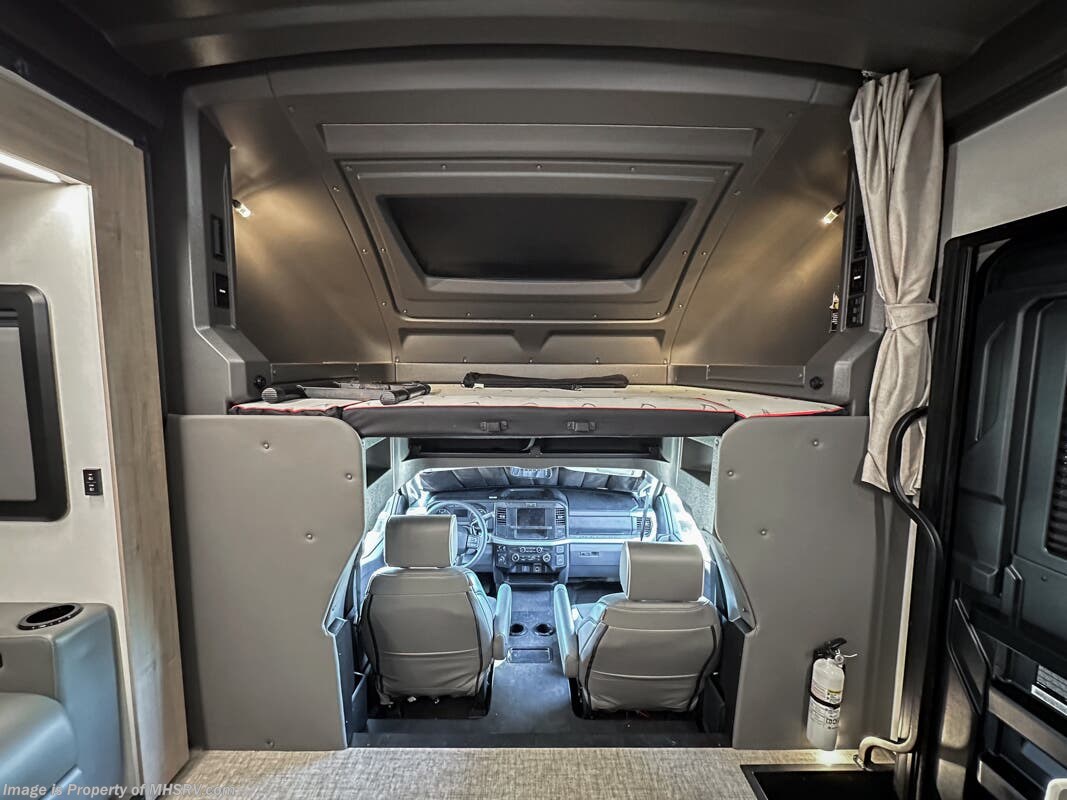 2026 Lineage 31ZW by Grand Design from Motor Home Specialist in Alvarado, Texas