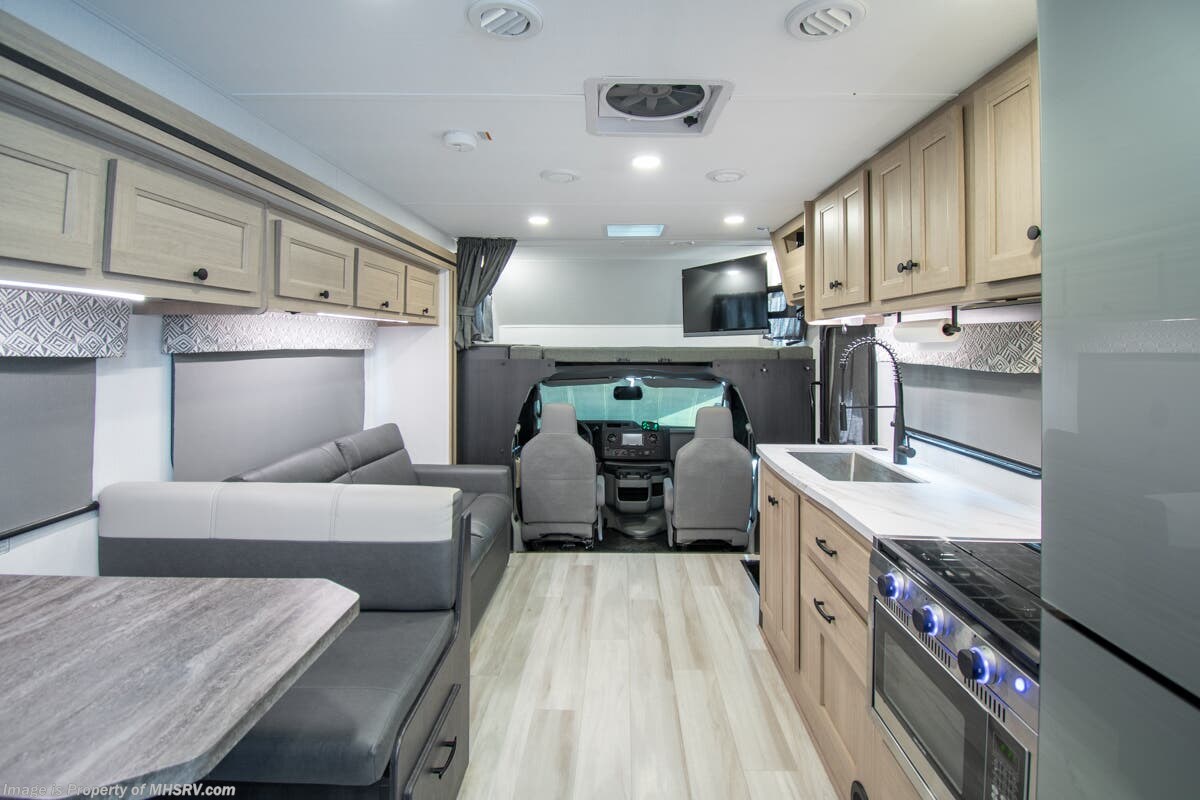 2024 Forest River Forester 2851S - Used Class C For Sale by Motor Home Specialist in Alvarado, Texas