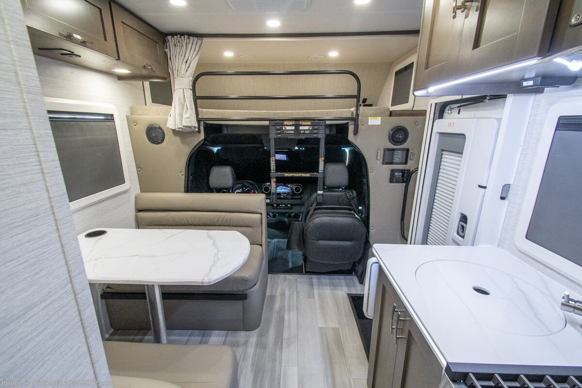 2027 Dynamax Corp Isata 3 Series 24TW - New Class C For Sale by Motor Home Specialist in Alvarado, Texas