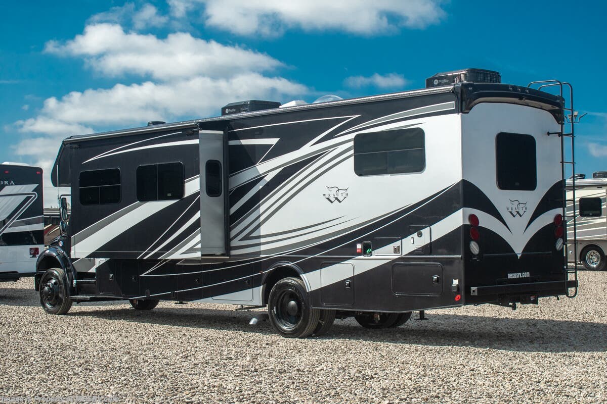 New 2026 Nexus Wraith 35F available in Alvarado, Texas
