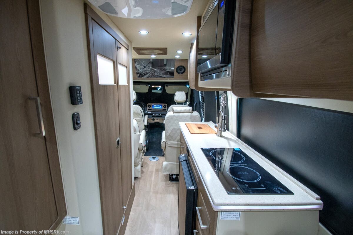 2027 Midwest Patriot MD4 - New Class B For Sale by Motor Home Specialist in Alvarado, Texas