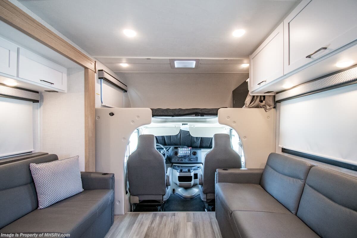 2027 Outlaw 29J by Thor Motor Coach from Motor Home Specialist in Alvarado, Texas
