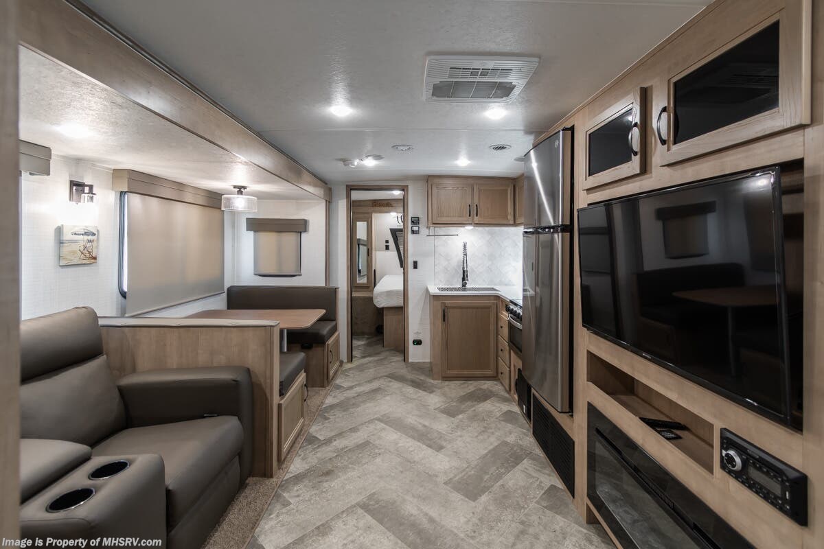 2023 Palomino Solaire 258RBSS - Used Travel Trailer For Sale by Motor Home Specialist in Alvarado, Texas