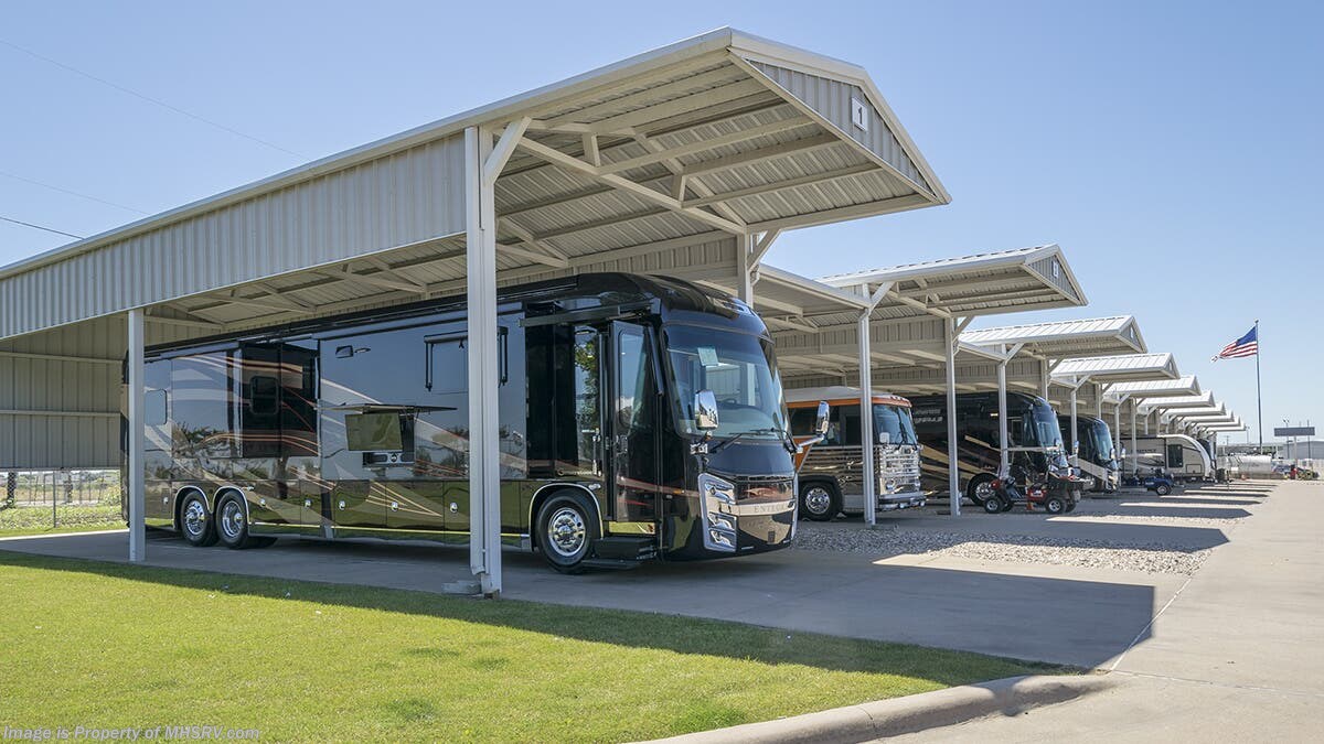 New 2027 Dynamax Corp Grand Sport 45CB available in Alvarado, Texas