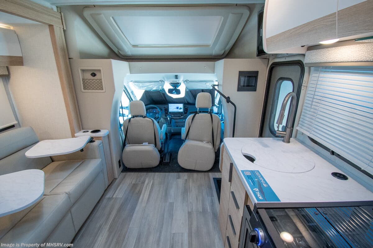 2027 Thor Motor Coach Gemini 24KB - New Class C For Sale by Motor Home Specialist in Alvarado, Texas