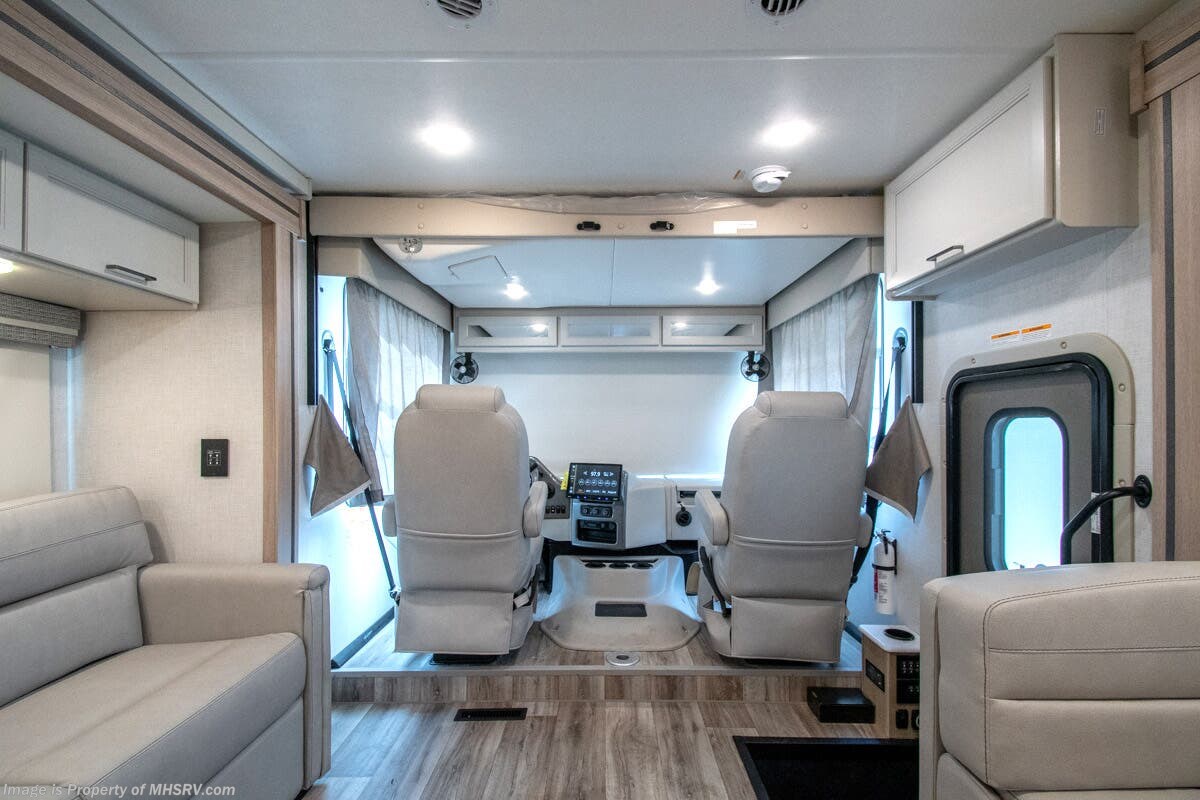 2027 Hurricane 36H by Thor Motor Coach from Motor Home Specialist in Alvarado, Texas