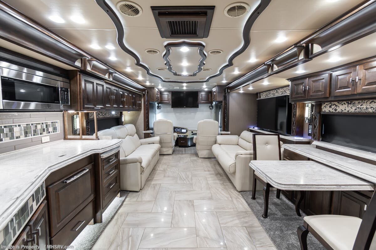 2018 Tiffin Allegro Bus 45OPP - Used Diesel Pusher For Sale by Motor Home Specialist in Alvarado, Texas features Bath & 1/2, Theater Seating