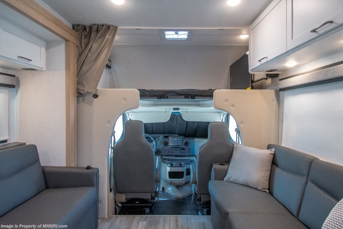 2027 Outlaw 29J by Thor Motor Coach from Motor Home Specialist in Alvarado, Texas