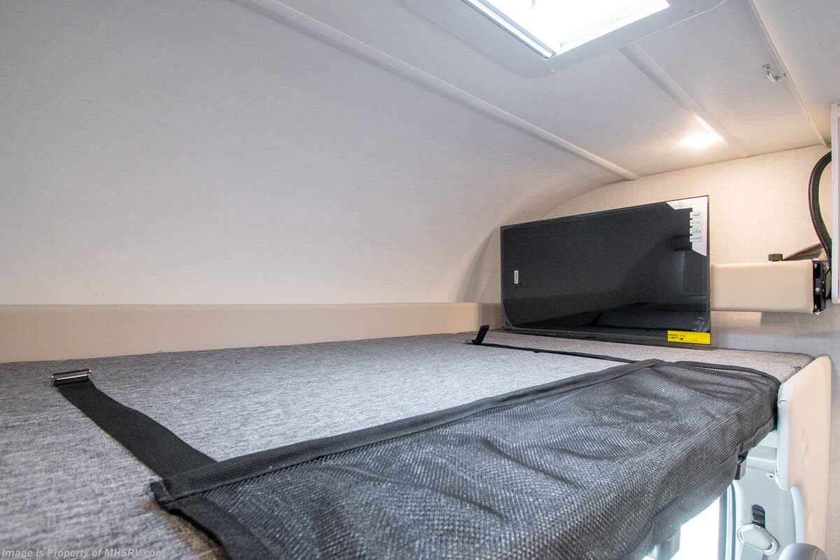 New 2027 Thor Motor Coach Outlaw 29J available in Alvarado, Texas