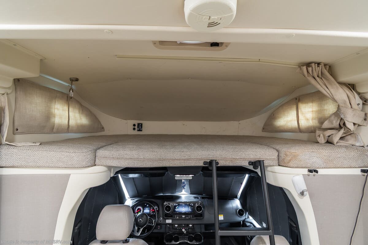 Used 2020 Winnebago View 24J available in Alvarado, Texas