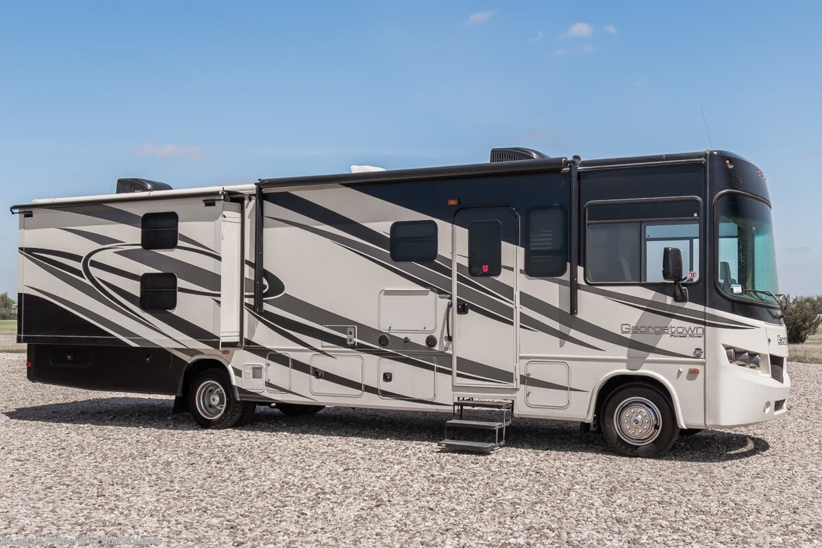 2015 Forest River Georgetown 351DS - Used Class A For Sale by Motor Home Specialist in Alvarado, Texas