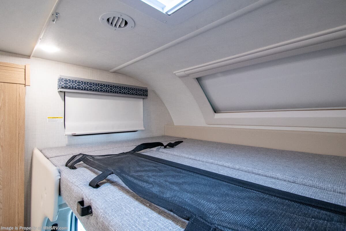 New 2027 Thor Motor Coach Quantum KW29 available in Alvarado, Texas