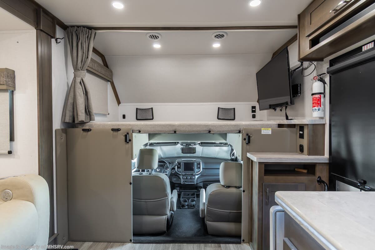 2025 Isata 5 Series 28SS by Dynamax Corp from Motor Home Specialist in Alvarado, Texas