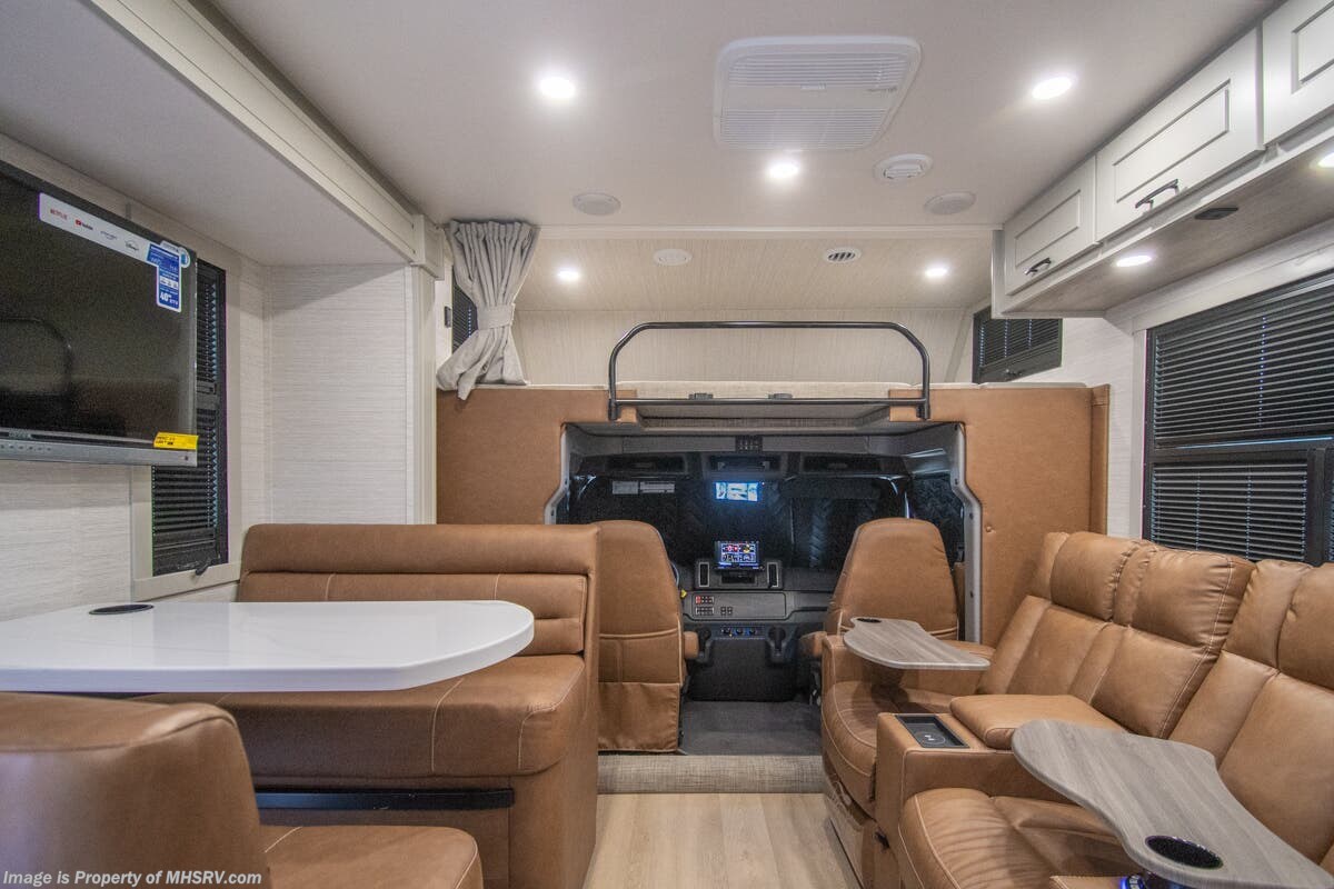 2027 DX3 32KD by Dynamax Corp from Motor Home Specialist in Alvarado, Texas
