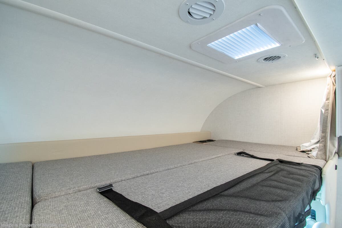 New 2027 Thor Motor Coach Four Winds 29K available in Alvarado, Texas