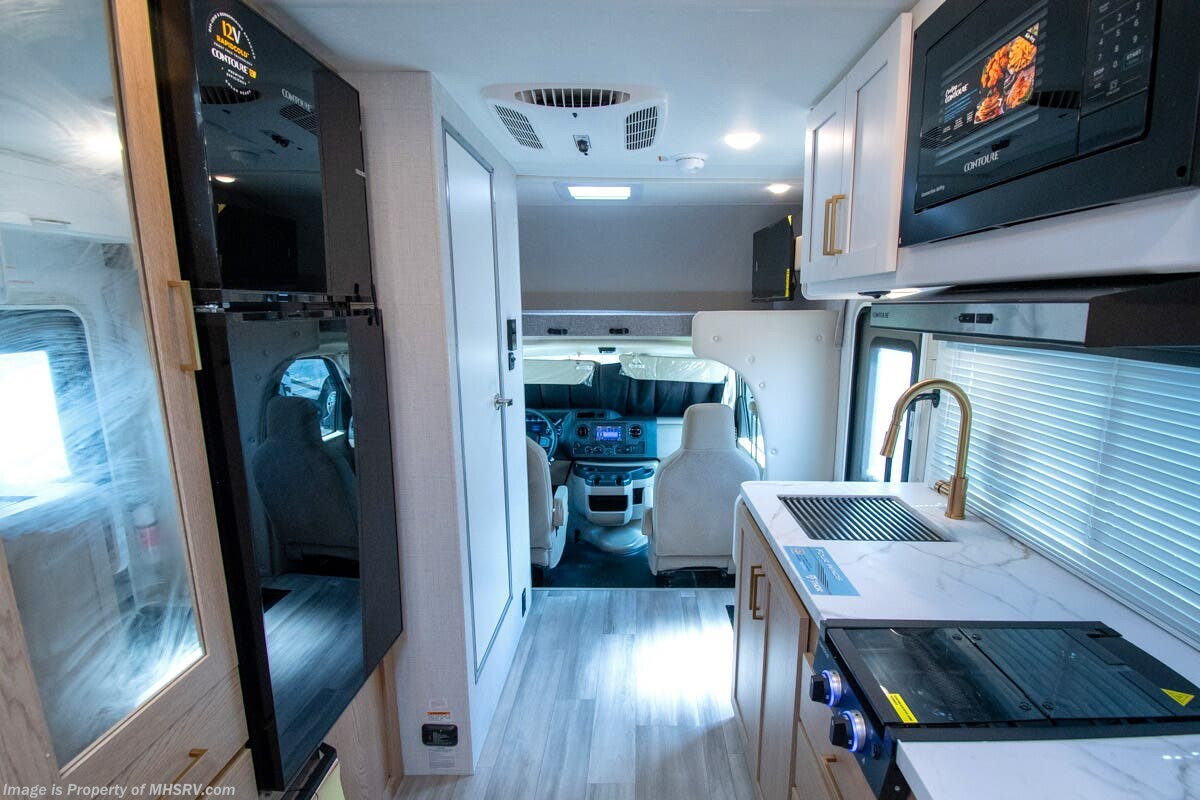 2027 Thor Motor Coach Four Winds 19Z - New Class C For Sale by Motor Home Specialist in Alvarado, Texas