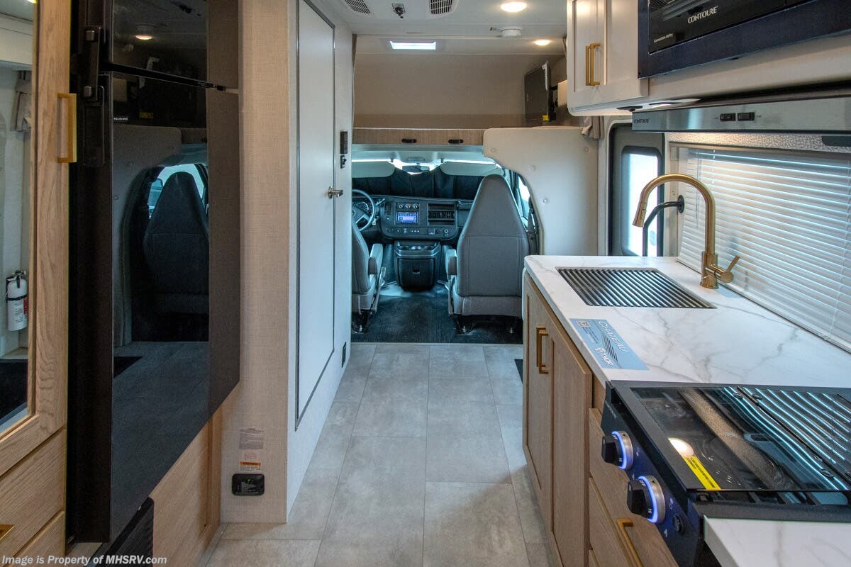 2027 Thor Motor Coach Chateau 19Z - New Class C For Sale by Motor Home Specialist in Alvarado, Texas