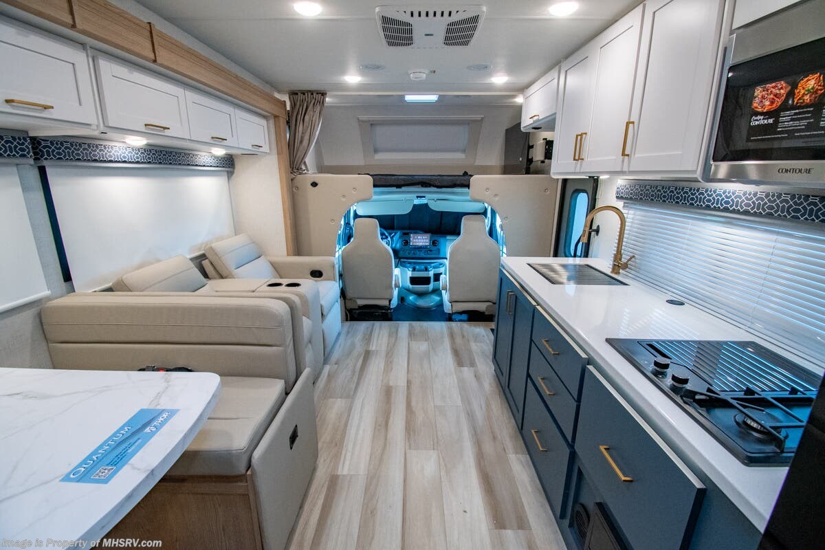 2027 Thor Motor Coach Quantum HS31 - New Class C For Sale by Motor Home Specialist in Alvarado, Texas features Theater Seating