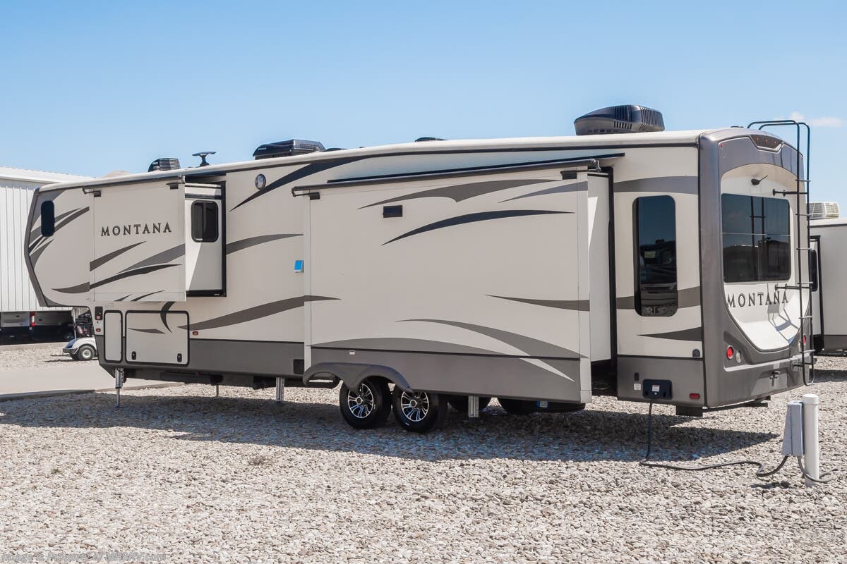Used 2017 Keystone Montana Legacy 3921 available in Alvarado, Texas