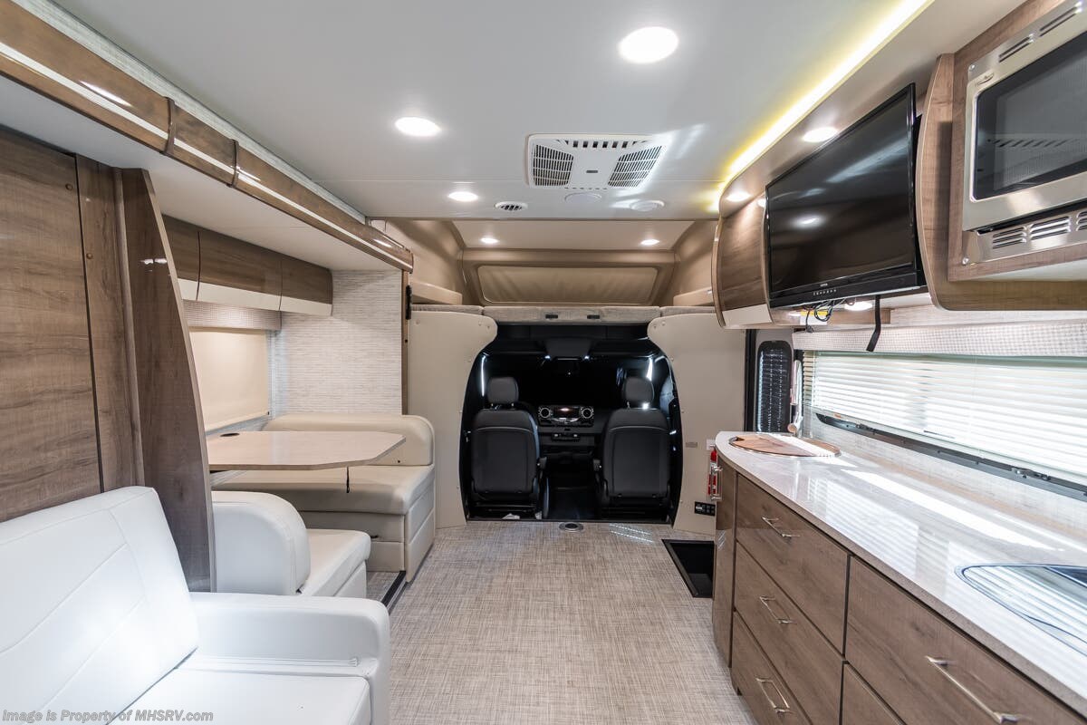 2024 Entegra Coach Qwest 24R (USA) - Used Class C For Sale by Motor Home Specialist in Alvarado, Texas
