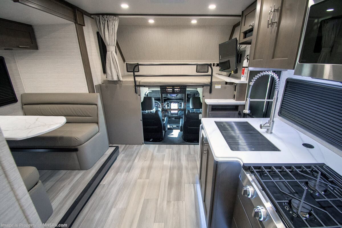2027 Dynamax Corp Isata 5 Series 28SSEX - New Super C For Sale by Motor Home Specialist in Alvarado, Texas