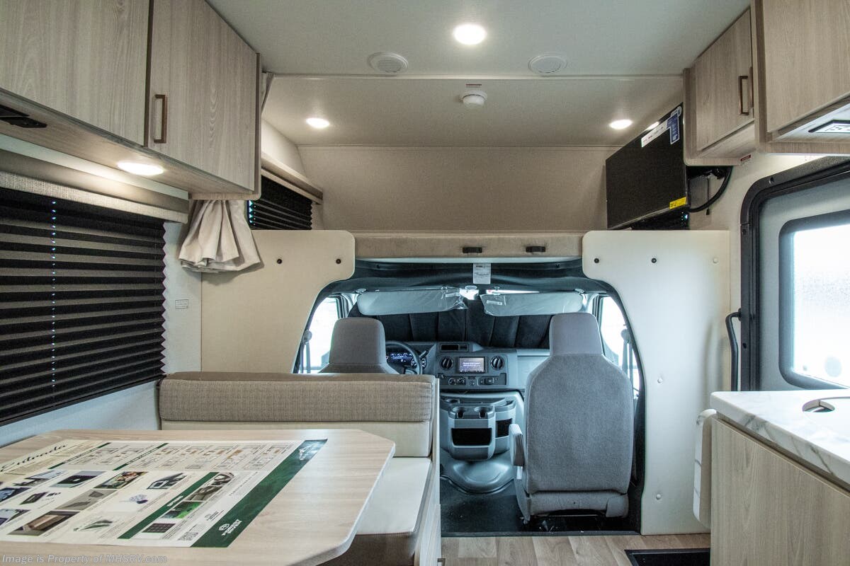 2027 Entrada 2200S by East to West from Motor Home Specialist in Alvarado, Texas