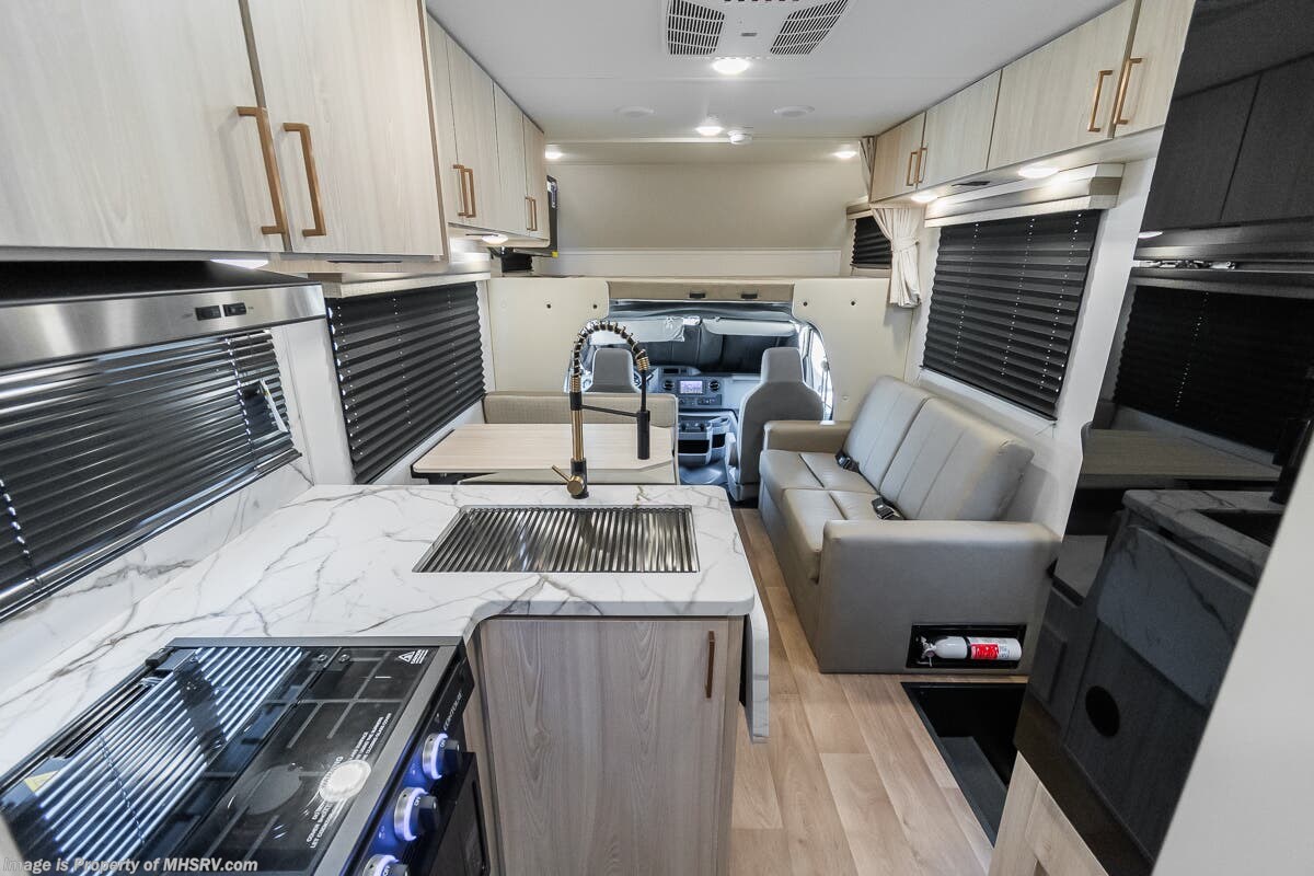 2027 East to West Entrada 2700 NS - New Class C For Sale by Motor Home Specialist in Alvarado, Texas features 50 Amp Service