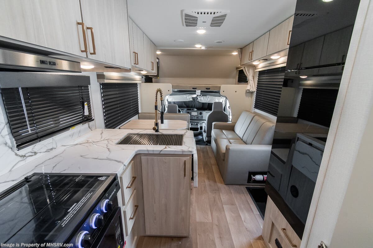 2027 East to West Entrada 2710NK - New Class C For Sale by Motor Home Specialist in Alvarado, Texas features 50 Amp Service