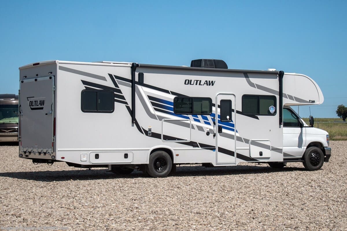 New 2027 Thor Motor Coach Outlaw 29J available in Alvarado, Texas