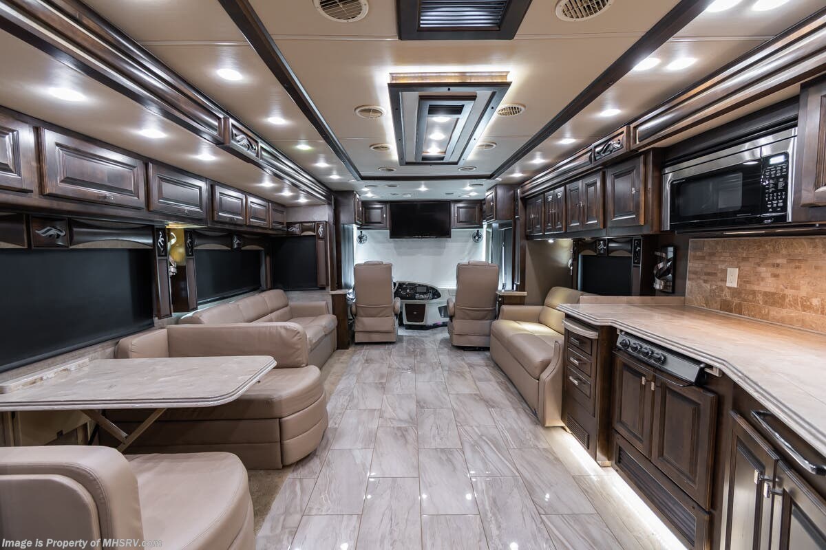 2018 Tiffin Phaeton 40QKH - Used Diesel Pusher For Sale by Motor Home Specialist in Alvarado, Texas features Bunk Beds