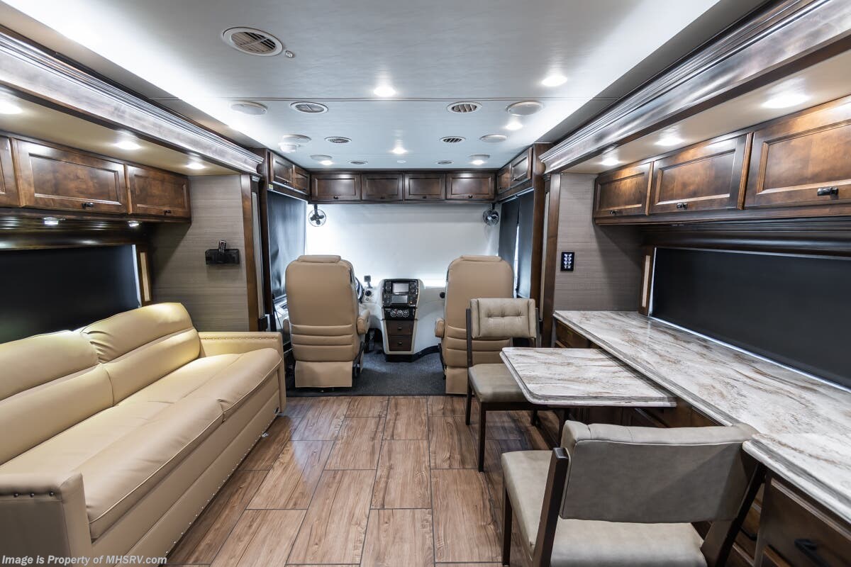 2020 Tiffin Allegro Breeze 33BR - Used Diesel Pusher For Sale by Motor Home Specialist in Alvarado, Texas