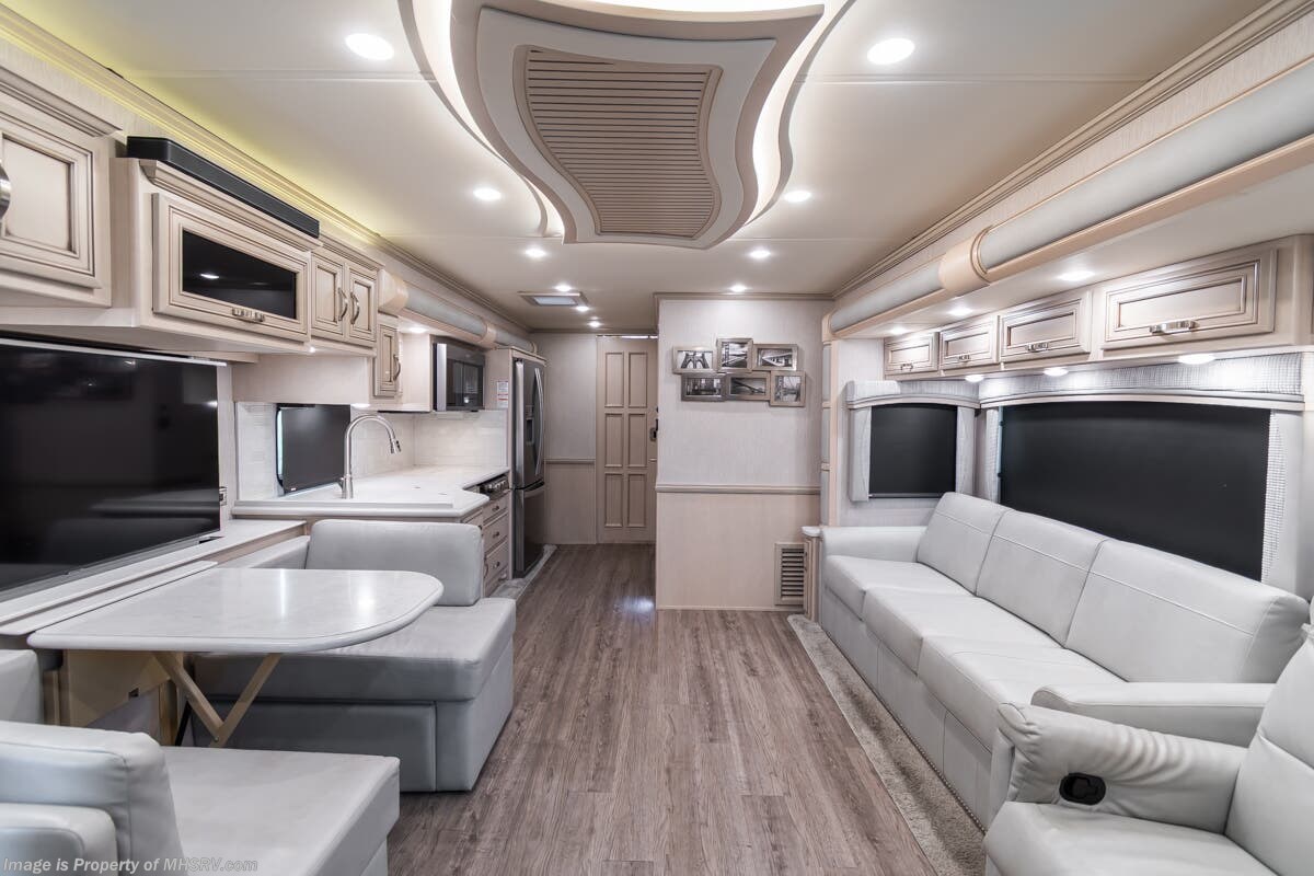 Used 2022 Newmar Kountry Star 3412 available in Alvarado, Texas