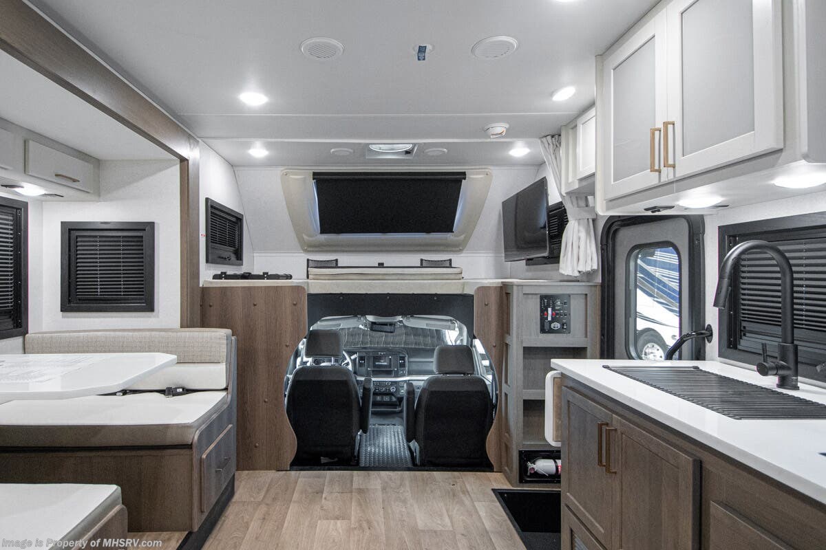 2026 Bravado 29S by East to West from Motor Home Specialist in Alvarado, Texas