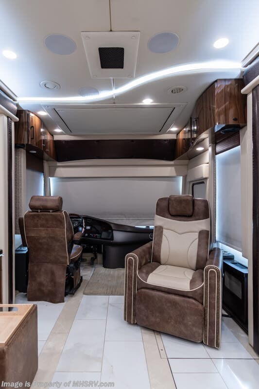 2021 Realm Presidential LVMS by Foretravel from Motor Home Specialist in Alvarado, Texas