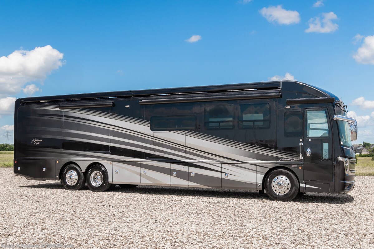 2016 American Coach American Eagle 45C