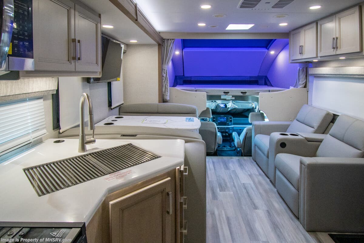 2027 Thor Motor Coach Omni Trail X32 - New Super C For Sale by Motor Home Specialist in Alvarado, Texas features Theater Seating
